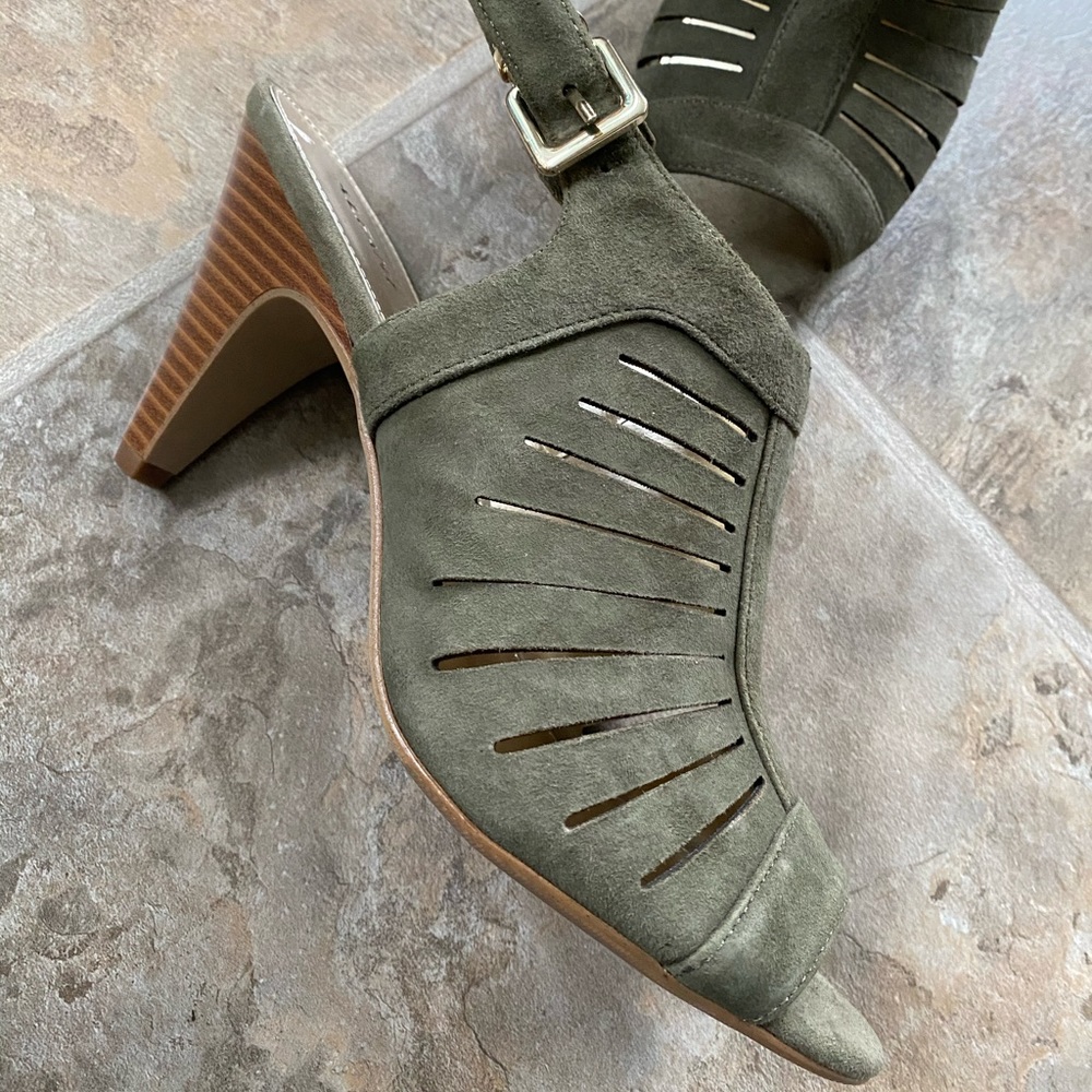 Alfani size 8.5 back strap heels 👠 BRAND NEW
